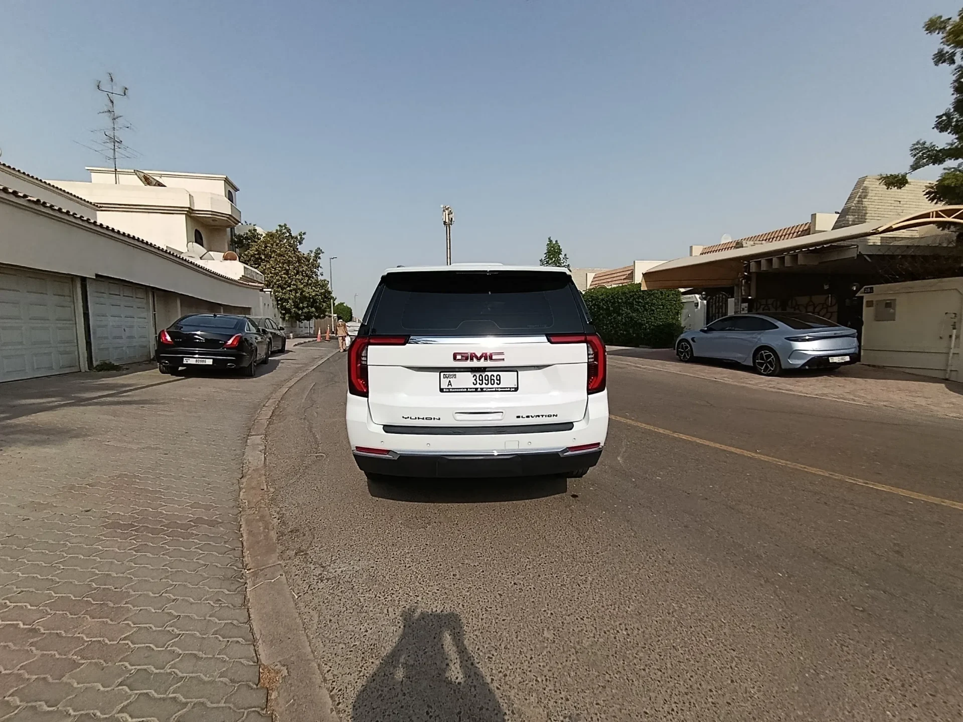 2025 GMC Yukon Elevation - Image 5